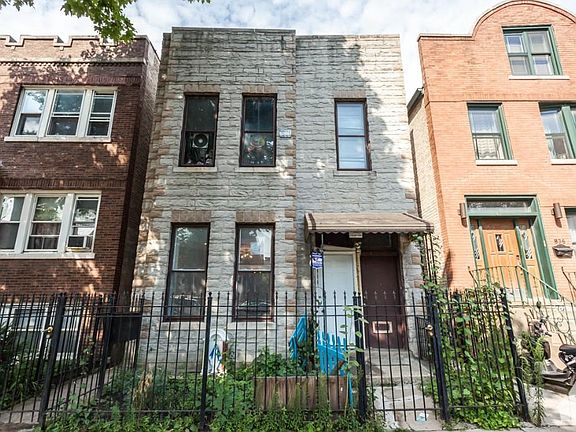 2nd image of 830 N Mozart St #1
