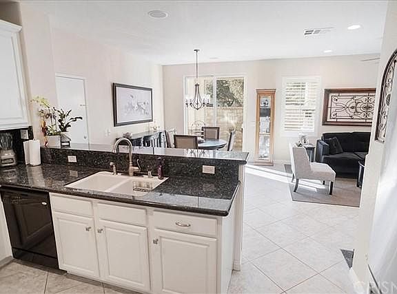 5th image of 27382 Dearborn Dr