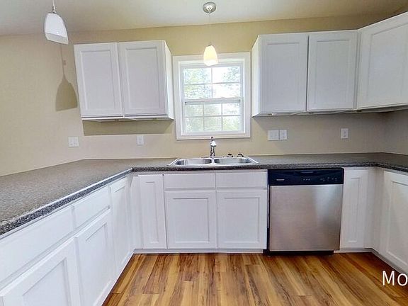 5th image of 5940 Brentwood Park Pl