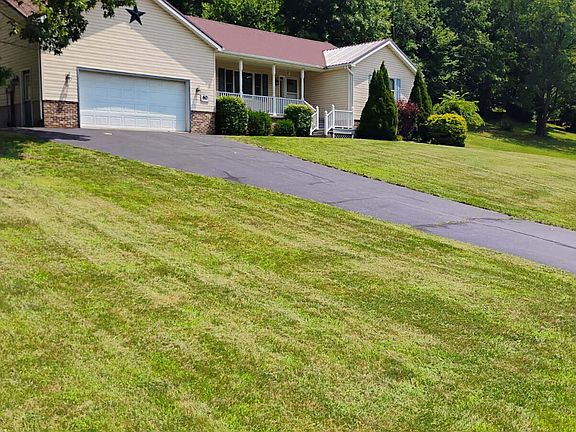 2nd image of 40 Innsbruck Dr