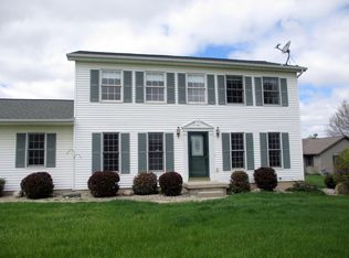 7975 Lyons Rd, Portland, MI 48875