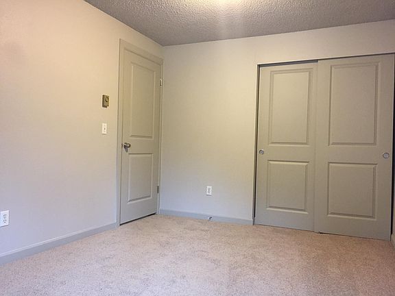 3rd image of 2400 Elliott Ave NW APT 1C