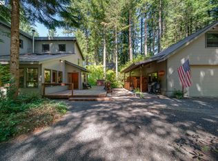 72663 E Village Loop Rd, Rhododendron, OR 97049