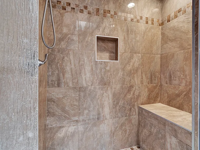5091 Casa Oro Dr — Photo 17