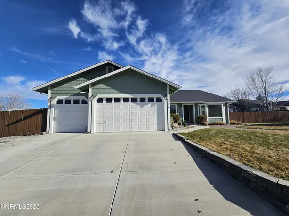 2320 Mammatus Dr, Sparks, NV 89441