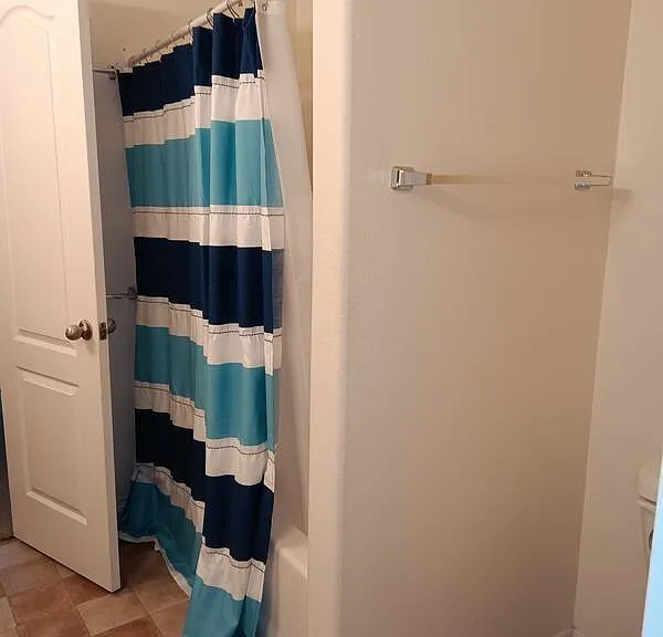 702 Sonesta Dr #H — Photo 5