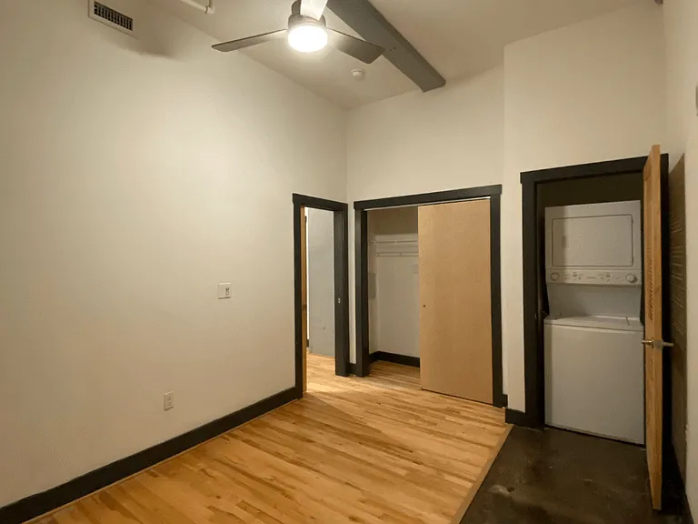 Fording Flats - All Utilities Included — Photo 15