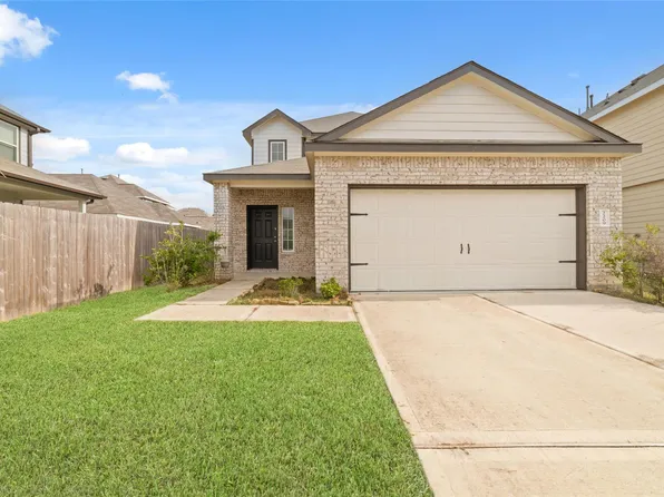 2209 Raider Dr, Conroe, TX 77301