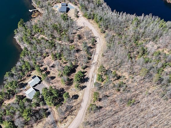 4th image of 7961 McNutt Lake Ln
