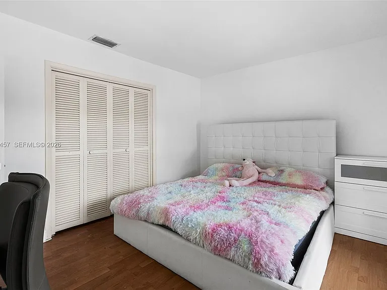 633 N Crescent Dr — Photo 35