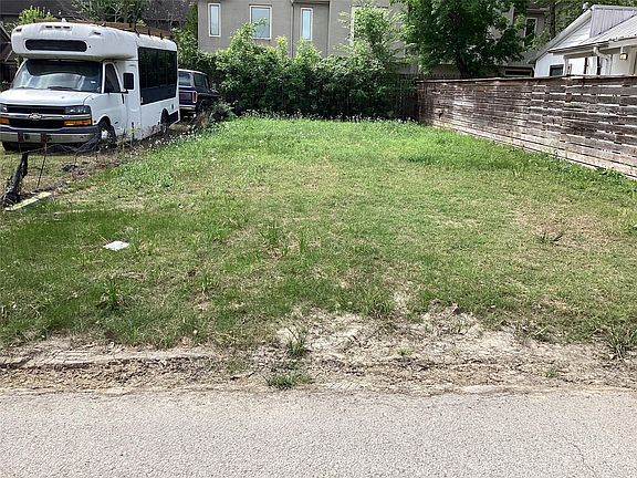 3rd image of 4403 Allen St