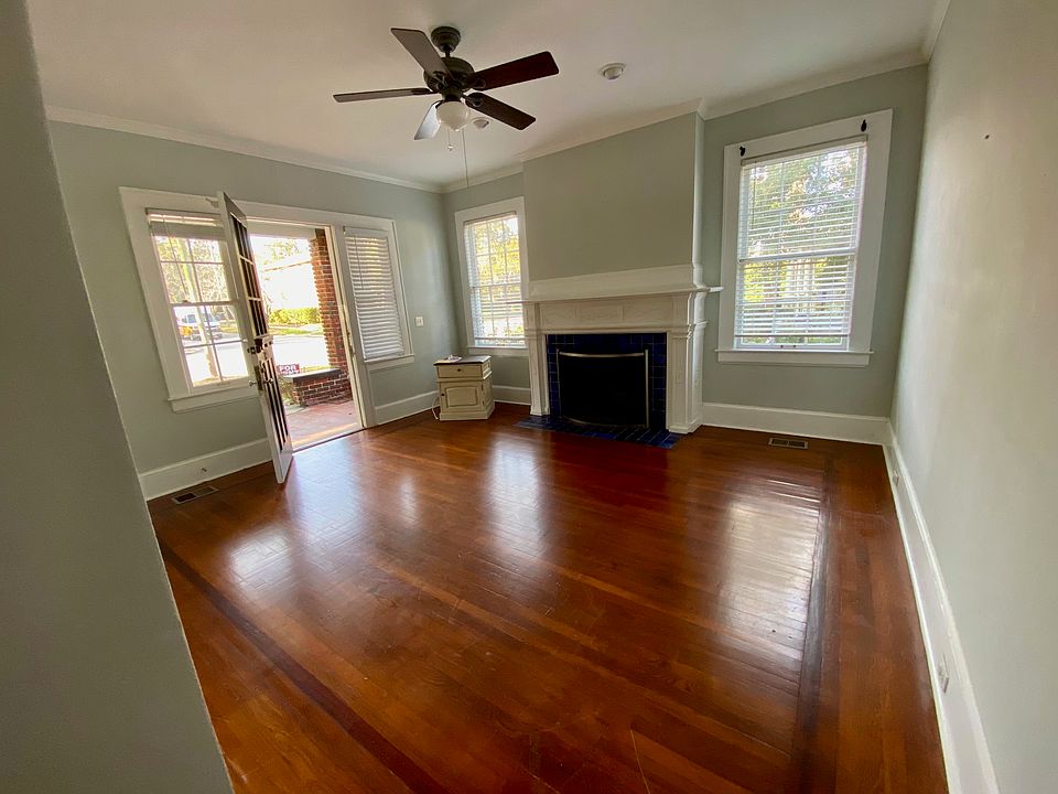 1st image of 2820 Saint Johns Ave #2820