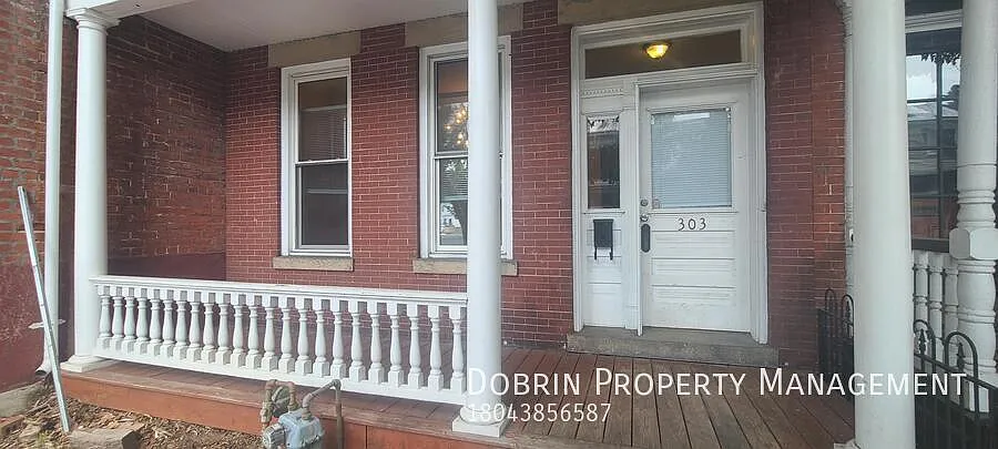 Huge 4 Bd: 5 Min Walk To Vcu — Photo 2