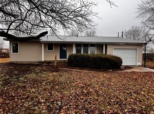 108 Sunset View Dr, Butler, MO 64730