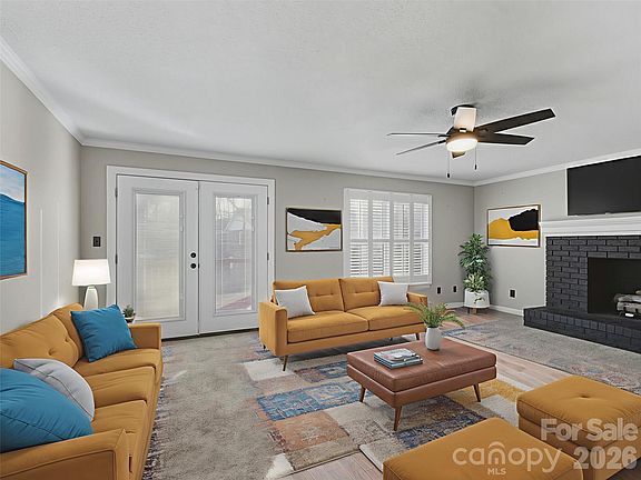 3rd image of 2729 Tiffany Dr