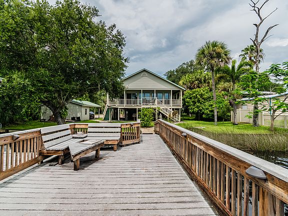 5th image of 2532 River Bend Dr