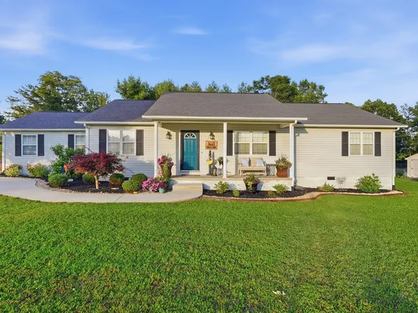 1440 Howell Ln, Cookeville, TN 38506
