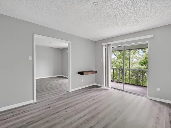 10110 Forum West Dr APT 633, Houston, TX 77036