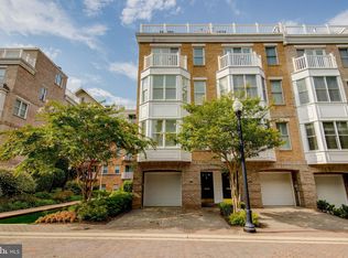 1214 Harbor Island Walk, Baltimore, MD