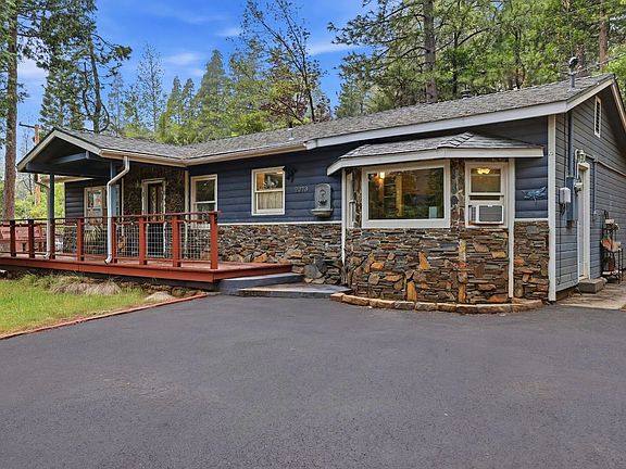 2nd image of 2273 Flanders Dr