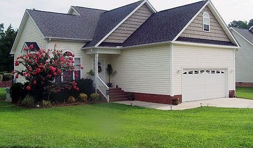 1st image of 106 Keeneland Dr