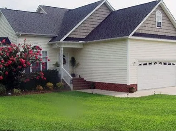 106 Keeneland Dr, Oxford, NC 27565