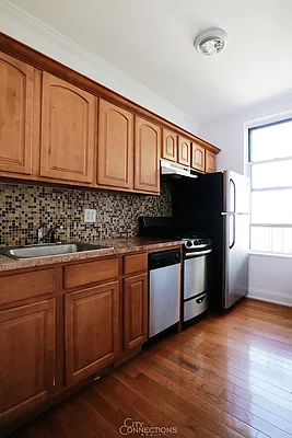 Rented by City Connections Realty | media 16