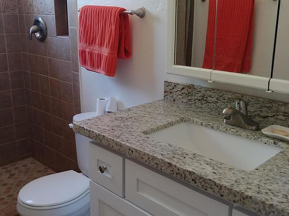 5th image of 3349 W Columbine Dr