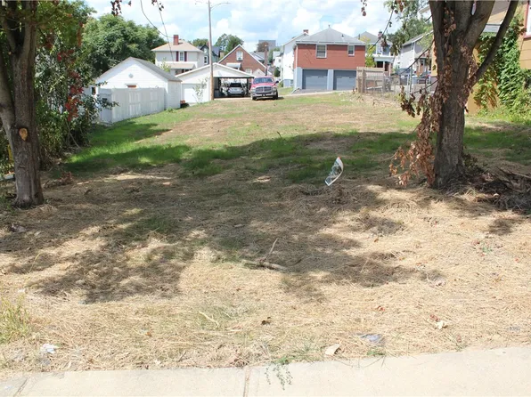 165 E Katherine Ave, Washington, PA 15301