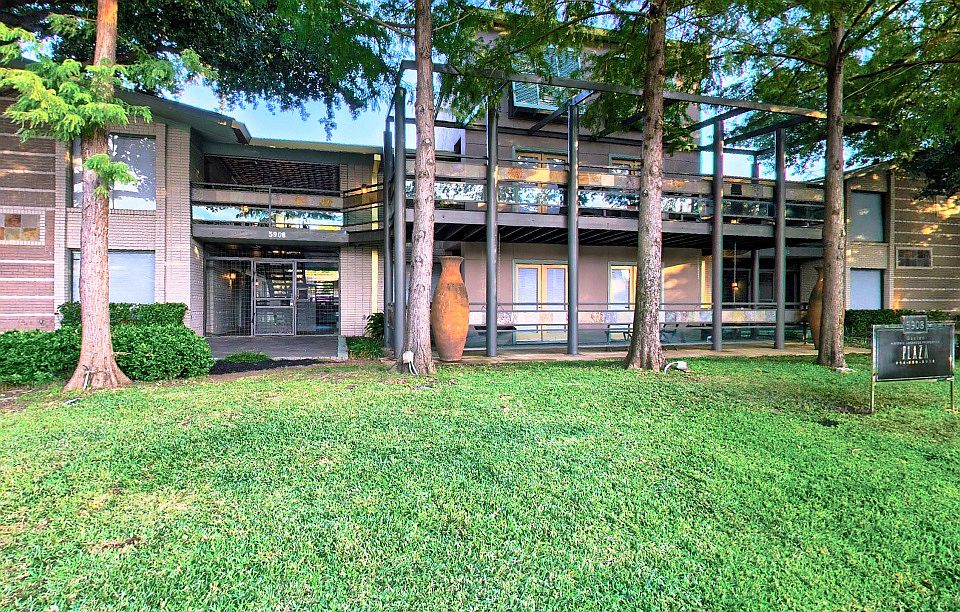 5908 Gaston - PLAZA