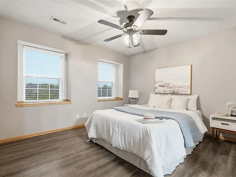 880 Rachael St #301 — Photo 18