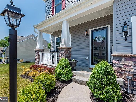 4th image of 16 Cypress Point Ct
