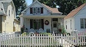 1st image of 206 NE Rock Island Ave