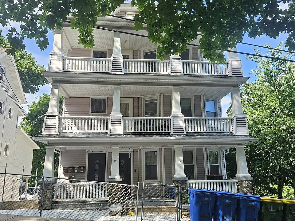 48 Poplar St #3