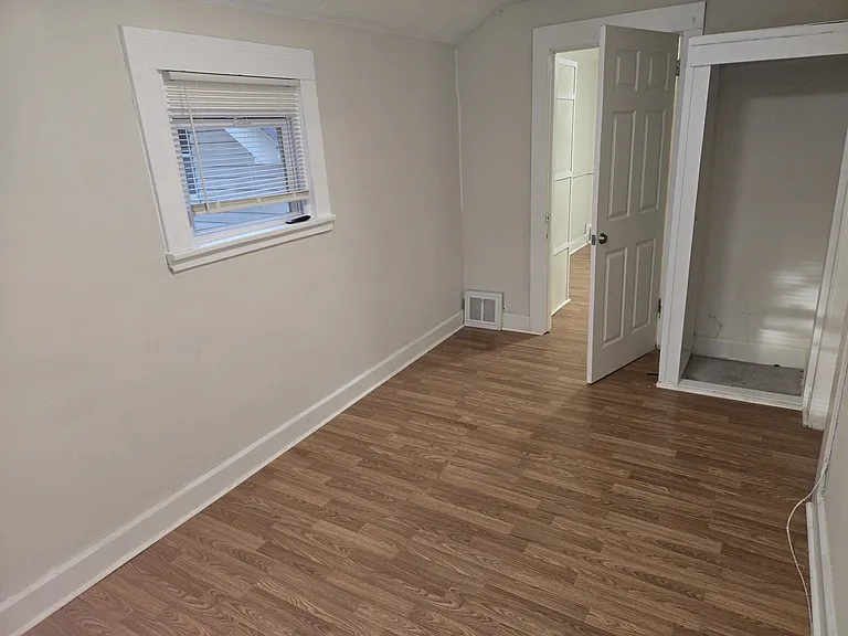 2049 W 106th St #3 — Photo 13