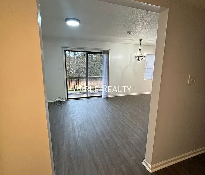 917 Hampton St #3B — Photo 3