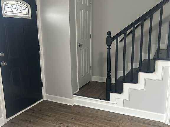 4th image of 784X Saint Gregory Dr