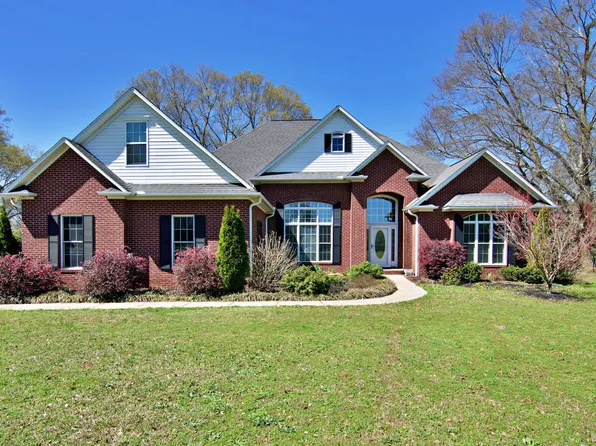 7893 Athens Rd, Carnesville, GA 30521