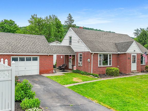 3rd image of 20 Colpitts Dr