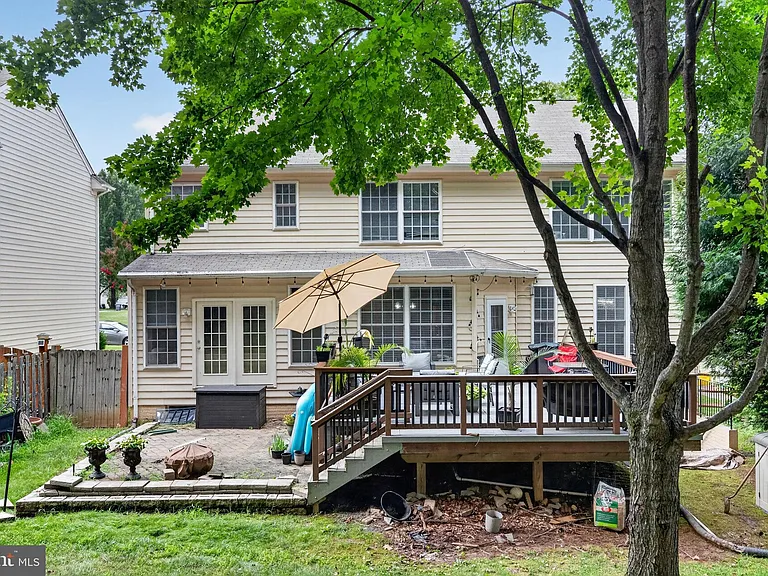 13016 Pilgrims Inn Dr — Photo 47