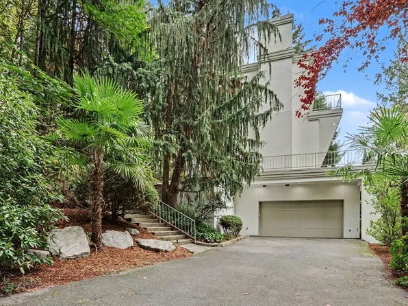 1121 W Lake Sammamish Pkwy SE, Bellevue, WA 98008