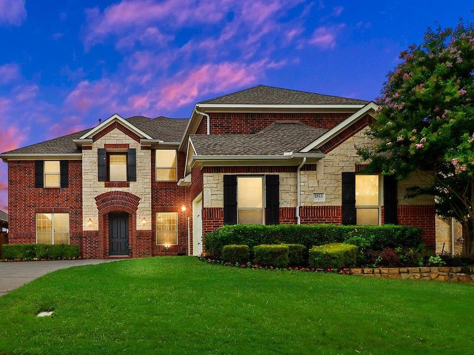1st image of 2811 Millington Dr