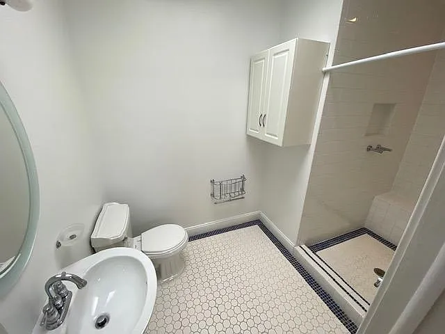 1524 D St NE — Photo 33