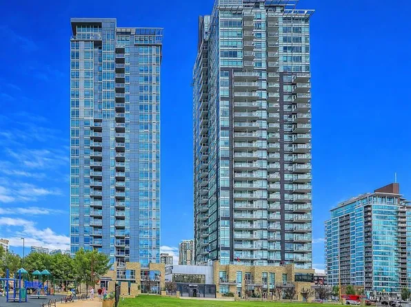 215 N 13th Ave SW #2305, Calgary, AB T2R 0V6
