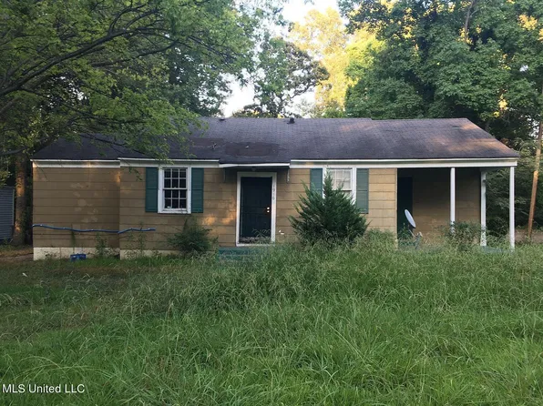 1916 Belvedere Dr, Jackson, MS 39204
