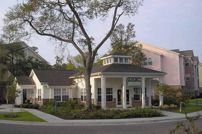 Shell Pointe — Photo 1