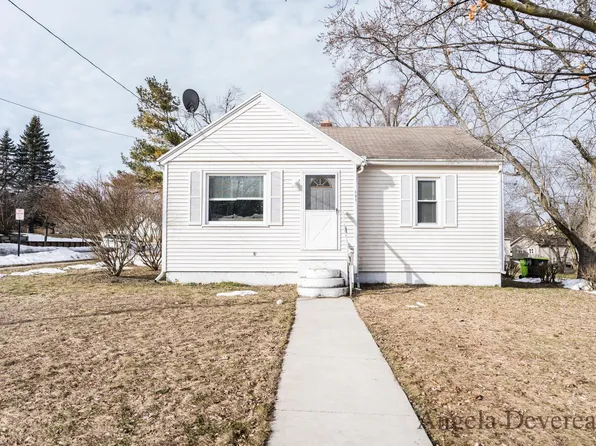 101 N Bower St, Greenville, MI 48838