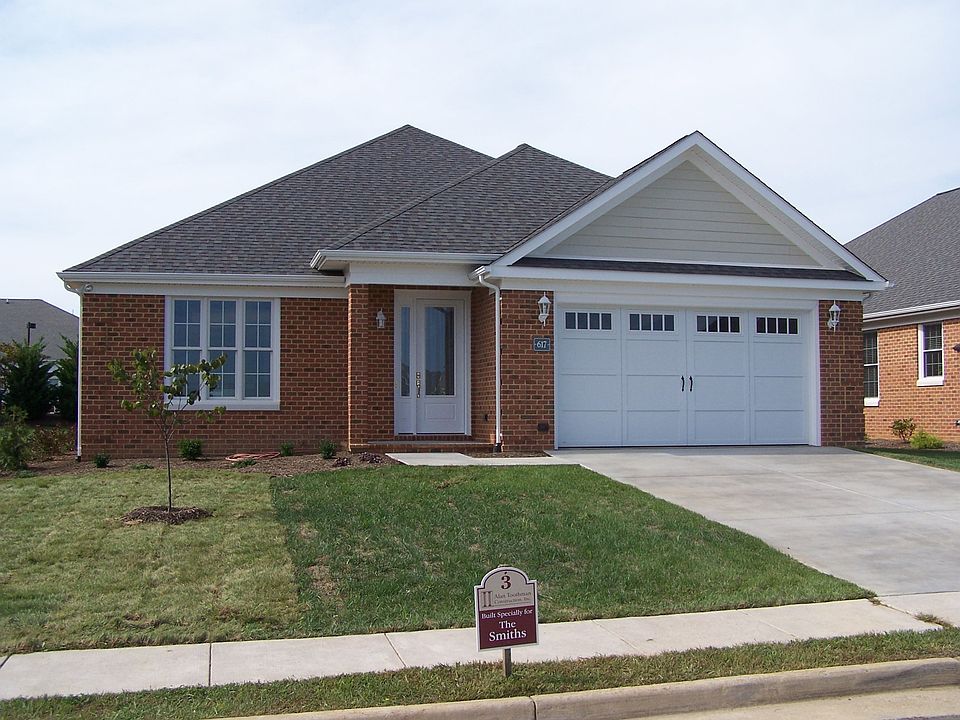 1st image of 617 Red Bud St