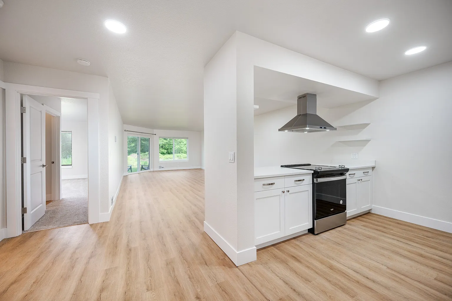 2100 Electric Ave #421 photo 1