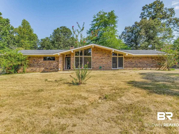 344 Sunset Dr, Monroeville, AL 36460